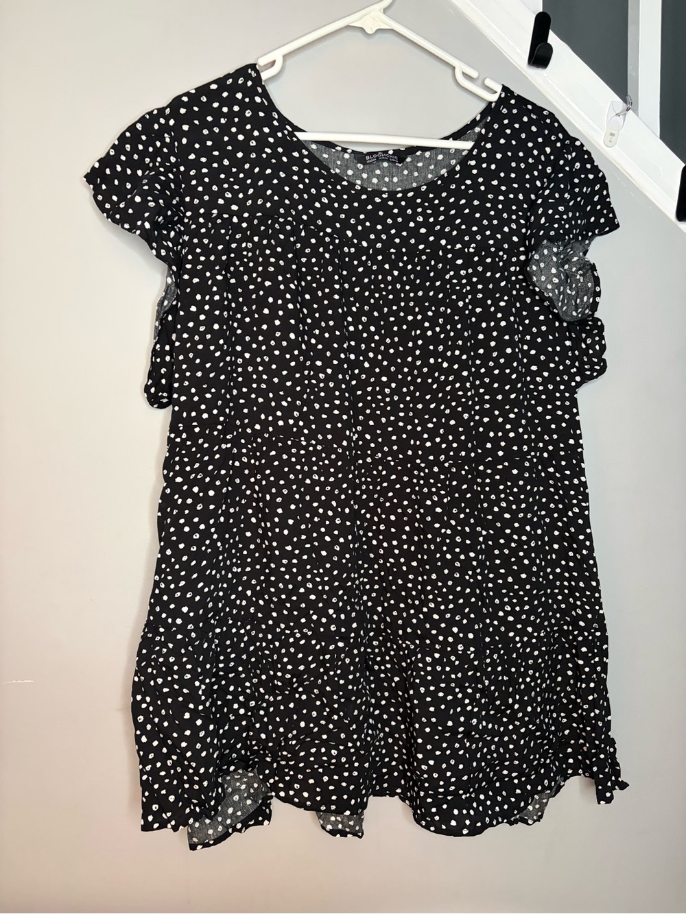 0167: Black and White Polka Dot Short Sleeve Women's Top